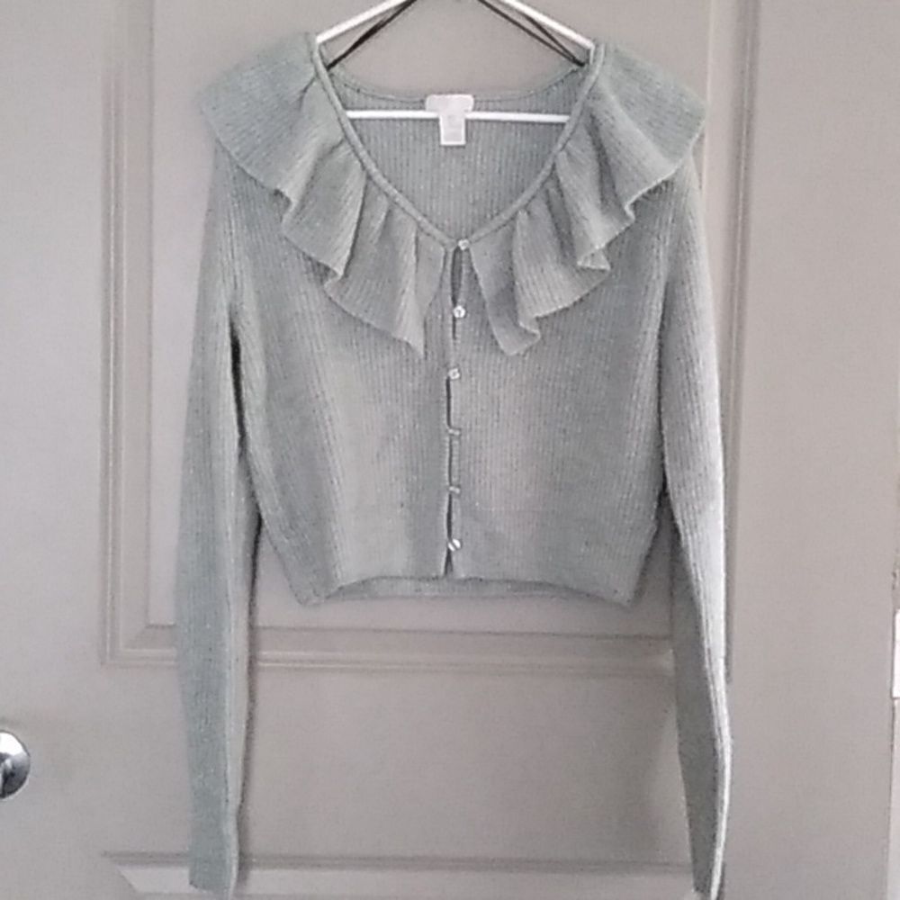 H.M SWEATER SZ M